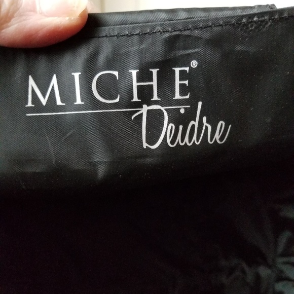 Miche purse and 1 shell. - Picture 2 of 3